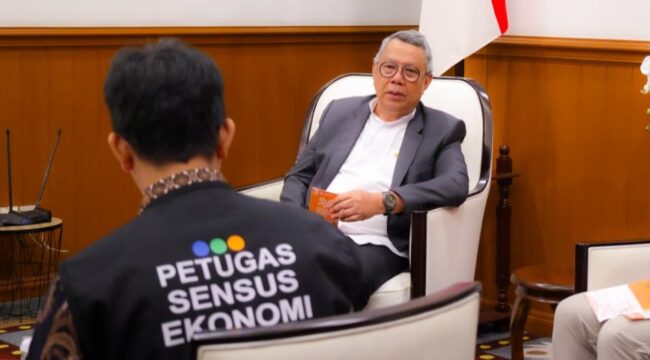 Wali Kota Tangerang Selatan, Benyamin Davnie saat menerima Petugas Sensus Ekonomi 2026. Foto: ist