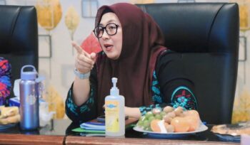 Wakil Bupati Tangerang Intan Nurul Hikmah saat membuka rapat koordinasi evaluasi dan rencana aksi TPPS tahun 2026 di Ruang Media Center Dinas Kesehatan, foto: Ist