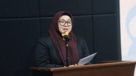 Wakil Bupati Tangerang Intan Nurul Hikmah saat membuka kegiatan Forum Anak Pelopor Sadar Hukum angkatan II yang diikuti sebanyak 50 peserta di Perpustakaan Daerah. Foto: Ist