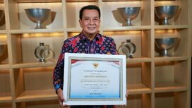 Bupati Tangerang, Moch. Maesyal Rasyid usai menghadiri wawancara dan menyampaikan paparan penyelenggaraan BPJS Ketenagakerjaan di Kabupaten Tangerang di Hotel Pullman Jakarta Pusat. Foto: Ist
