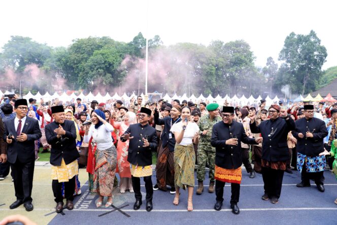 
 Wali Kota dan Wakil Wali Kota Tangerang Sachrudin-Maryono saat Peringatan Hari Sumpah Pemuda 28 Oktober 2026. Foto: Ist
