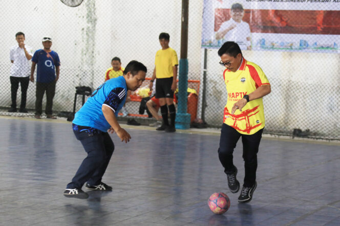 
 Wali Kota Tangerang Sachrudin saat membuka Fun Futsal Kota Tangerang. Foto: Ist
