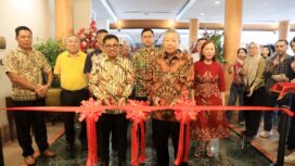 Wali Kota Sachrudin, saat menghadiri peresmian Jiro Izakaya di Kawasan Modern Golf Kota Tangerang. Foto: Ist
