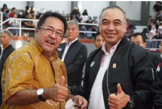 
 Rano Karno ( Si Doel ) dan Ahmed Zaki Iskandar ( Bang Zaki ). Foto: Istimewa