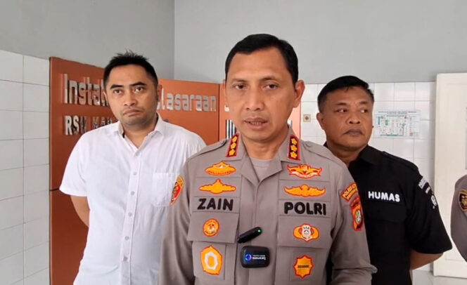 
 Kapolres Metro Tangerang Kota, Kombes Pol Zain Dwi Nugroho saat memberikan keterangan kepada awak media, Rabu (23/04/2025). Foto: ist