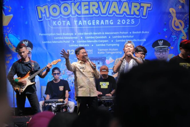 
 Wali Kota Tangerang Sachrudin saat membuka Festival Literasi Mookervart. Foto: ist