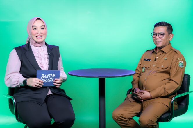 
 Gubernur Banten Andra Soni saat menjadi narasumber talkshow Banten Bicara TVRI Banten. Foto: ist