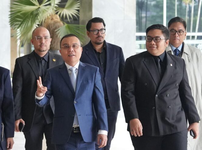 
 Wakil Ketua DPR RI, Sufmi Dasco Ahmad bersama Anggota DPR RI Kawendra Lukistian. Foto: ist
