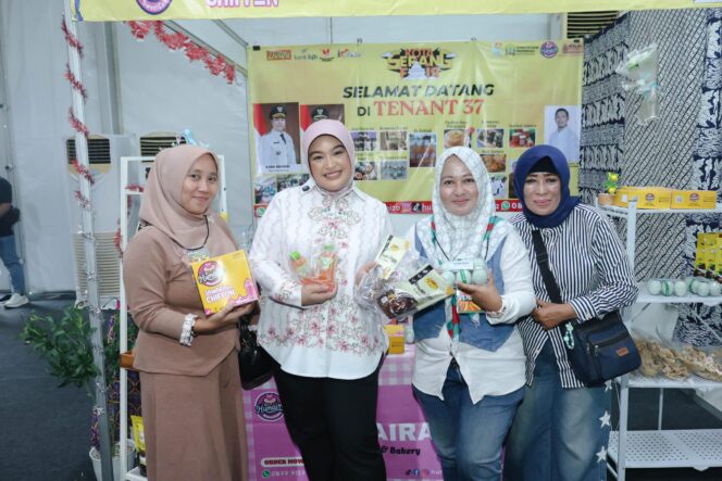 
 Anggota DPR RI Daerah Pemilihan Banten II, Annisa Mahesa Mendukung Kemajuan UMKM Lokal. Foto: Imam DJM