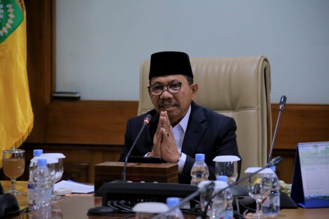 Wali Kota Tangerang Sachrudin saat Membuka Secara Daring Kerja Sama Integrasi Kurikulum Anti Narkoba (IKAN) dan KIE Digital, sebagai langkah nyata memperkuat pendidikan karakter di sekolah dan madrasah. Foto: ist