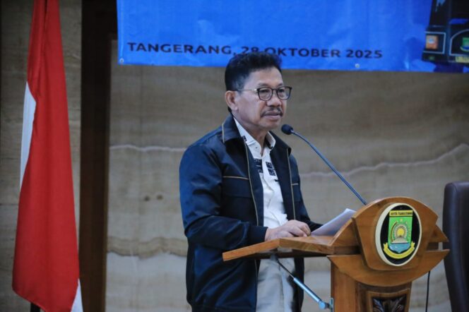 Wali Kota Tangerang Sachrudin saat membuka kegiatan Sosialisasi Kebijakan di Bidang Perhubungan dengan tema,