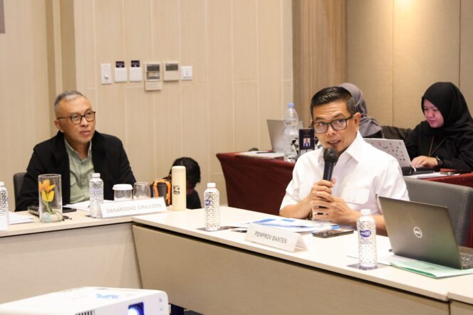 
 Gubernur Banten Andra Soni saat Presentasi Uji Publik Monitoring dan Evaluasi Keterbukaan Informasi Publik Tahun 2025 di Hotel Grand Mercure Kemayoran, Jakarta. Foto: ist