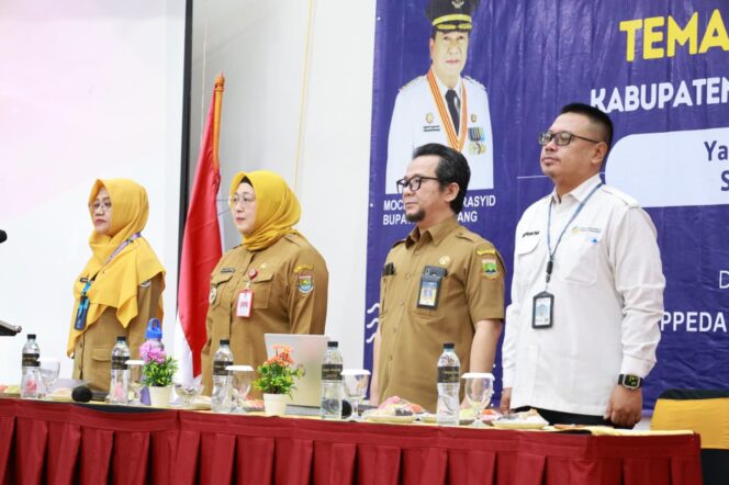
 Wakil Bupati (Wabup) Tangerang, Intan Nurul Hikmah saat membuka acara Pramusrenbang Tematik Stunting (Rembuk Stunting) Kabupaten Tangerang Tahun 2026 yang dilaksanakan di Hotel Yasmin. Foto: ist