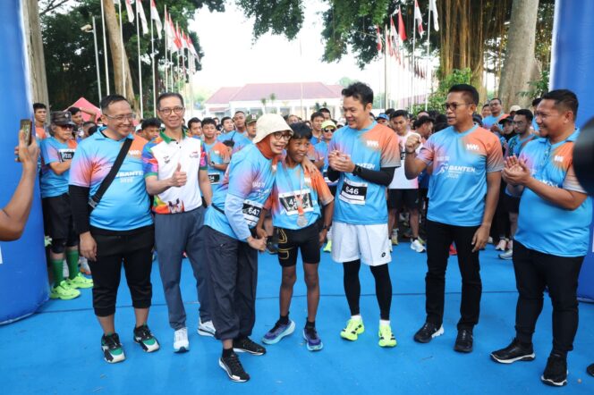 
 Road to Banten Marathon Vol 2 Serang Raya 5K yang berlangsung di Gedung Negara Provinsi Banten, Kota Serang. Foto: ist
