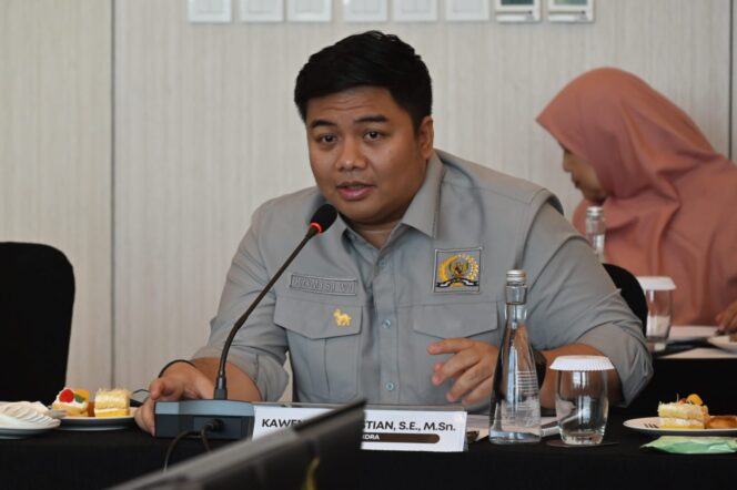 
 Anggota Komisi VI DPR RI, Kawendra Lukistian. Foto: Gung 