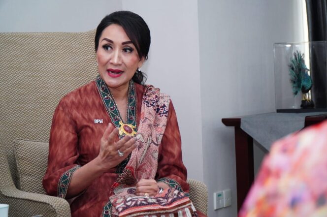 
 Tokoh perempuan, Dr.Giwo Rubianto. Foto: ist