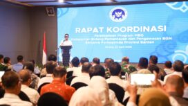 Gubernur Banten Andra Soni saat menghadiri Rapat Koordinasi dan Evaluasi Pelaksanaan Program MBG bersama Badan Gizi Nasional (BGN) dan Forum Koordinasi Pimpinan Daerah (Forkopimda) di Hotel Aston Serang. Foto: ist