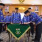 Gubernur Banten Andra Soni saat menyaksikan pengukuhan Dewan KORPRI Provinsi Banten masa bakti 2025–2030 di Gedung Negara Provinsi Banten. Foto: ist