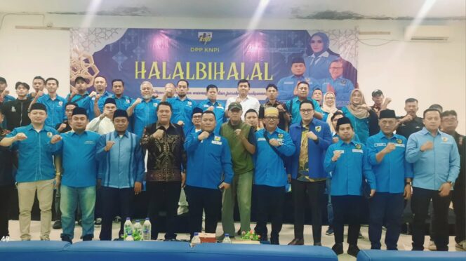 
 Halal Bihalal DPP KNPI dihadiri Wakabaintelkam Mabes Polri Irjen.Pol.Nanang Rudi Supriatna,.Majelis Pemuda Indonesia (MPI) DPP KNPI, Ketua Umum DR. Ali Hanafiah, Sekretaris Jenderal Guntur Setiawan, para Wakil Ketua Umum,  pengurus DPP KNPI, Pengurus DPD se-Indonesia serta Pimpinan OKP. Foto: ist