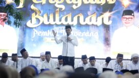 Wali Kota Tangerang Sachrudin saat Pengajian Rutin Bulanan di Kediaman. Foto: ist 