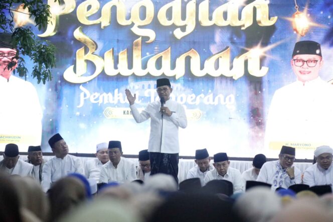 
 Wali Kota Tangerang Sachrudin saat Pengajian Rutin Bulanan di Kediaman. Foto: ist 