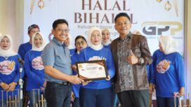 Wali Kota Tangerang Sachrudin saat menghadiri halalbihalal komunitas otomotif di Istana Nelayan. Foto: ist