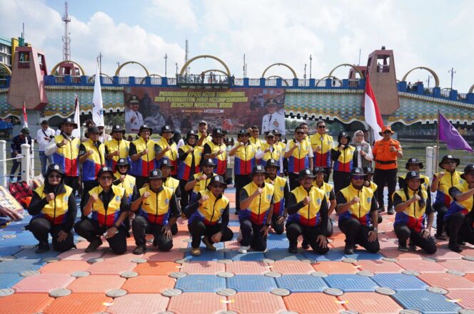 
 Wali Kota Tangerang, Sachrudin, saat menghadiri Pelantikan Forum Pengurangan Risiko Bencana (FPRB) sekaligus Peringatan Hari Kesiapsiagaan Nasional 2026 di bantaran Sungai Cisadane. Foto: ist 