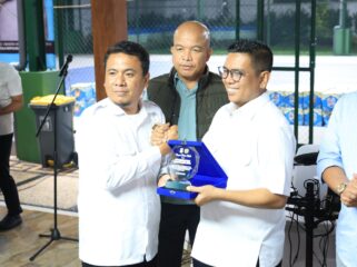 Gubernur Banten Andra Soni saat menghadiri acara Silaturahmi Kamtibmas yang digelar Polda Banten bersama Persatuan Wartawan Indonesia (PWI) Banten di Lapangan UH Tennis Center, Kota Serang. Foto: ist