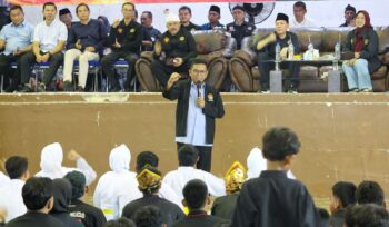 Gubernur Banten Andra Soni saat membuka Kejuaraan Pencak Silat Championship 2026 Satria Muda Indonesia (SMI) KOMDA Banten Cup II di Gedung Graha Pancasila, Kabupaten Pandeglang. Foto: ist