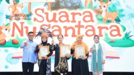Gubernur Banten Andra Soni bersama Ibu Tinawati Andra Soni Saat menghadiri grand final Festival Storytelling Cerita Rakyat Suara Nusantara Banten di Pendopo Gubernur Banten, KP3B, Kota Serang. Foto: ist 