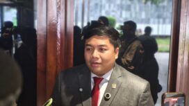 Anggota Komisi VI DPR RI Kawendra Lukistian menghadiri Rapat Paripurna DPR RI. Foto: ist