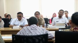 Pemprov Banten Rapat Pembahasan usulan itu dilakukan bersama Direktur Jenderal Otonomi Daerah (Dirjen Otda) Kementerian Dalam Negeri (Kemendagri) Cheka Virgowansyah. Foto: 