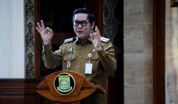 Wakil Wali Kota Tangerang Maryono Hasan saat membuka seminar keprotokolan bertajuk “Konsolidasi Protokol 101”. Foto: ist