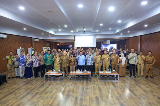 
 Gubernur Banten Andra Soni saat membuka PKN II angkatan XVI tahun 2026 yang dilaksanakan oleh Badan Pengembangan Sumber Daya Manusia Daerah Provinsi Banten, Pandeglang. Foto: ist