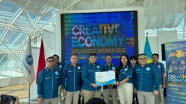 Ketua Umum DPP Gekrafs Kawendra Lukistian, Staf Khusus Presiden Kazakstan Abayeva Arailym, jajaran pengurus DPP Gekrafs, diaspora Indonesia, mahasiswa yang tergabung dalam Perhimpunan Pelajar Indonesia (PPI), pengusaha Kazakstan, komunitas kreatif Kazakstan. Foto: Ist