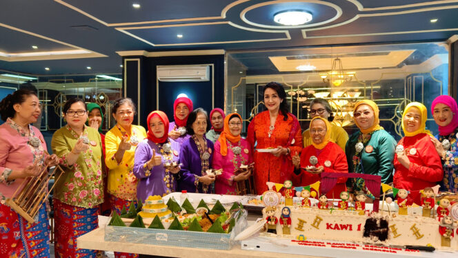
 Komunitas Awi Warisan Budaya Indonesia (KAWI) merayakan Hari Ulang Tahun (HUT) ke-1 melalui acara tasyakuran yang diselenggarakan di Lume Coffee, Jakarta Selatan.. Foto: Ist