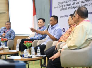 Gubernur Banten Andra Soni usai menghadiri CEO Gathering dan Economy Outlook Bersama Gubernur Banten dan Rakerkonprov DPP APINDO Banten 2026 di PT Adis Dimension Footwear Balaraja, Kabupaten Tangerang. Foto: Ist