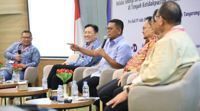 Gubernur Banten Andra Soni usai menghadiri CEO Gathering dan Economy Outlook Bersama Gubernur Banten dan Rakerkonprov DPP APINDO Banten 2026 di PT Adis Dimension Footwear Balaraja, Kabupaten Tangerang. Foto: Ist