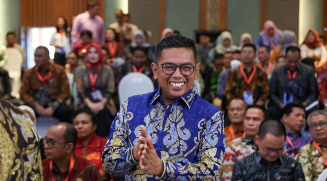 Gubernur Banten Andra Soni saat menghadiri pembukaan Rapat Kerja (Raker) Asosiasi Pemerintah Provinsi Seluruh Indonesia (APPSI) di Hotel Aruna Senggigi, Kabupaten Lombok Barat, Nusa Tenggara Barat. Foto: ist