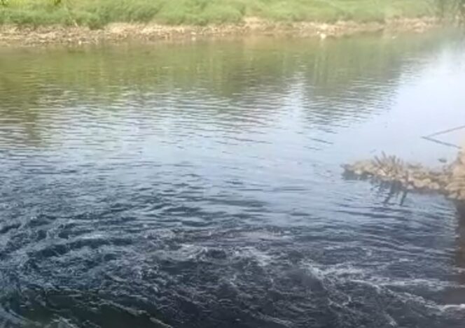
 Saluran muara Kali Sabi di Kampung Bayur Kelurahan Periuk Jaya, Kecamatan Periuk Kota Tangerang. Foto: TangerangPos 