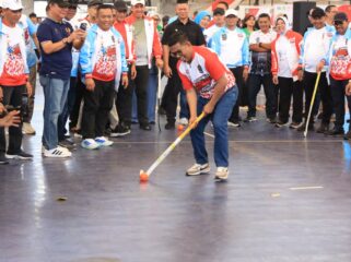 Gubernur Banten Andra Soni secara resmi membuka Kejuaraan Nasional (Kejurnas) Hoki Ruangan (Indoor) 2026 di GOR Nambo Jaya Sport Center, Kota Tangerang. Foto: Ist