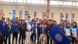 Kontingen Universitas Setia Budhi Rangkasbitung (USBR) Bersama Gubernur Banten Andra Soni..Foto: Ist