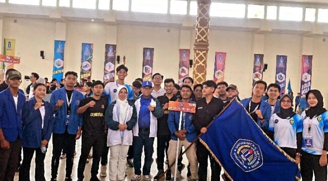 Kontingen Universitas Setia Budhi Rangkasbitung (USBR) Bersama Gubernur Banten Andra Soni..Foto: Ist