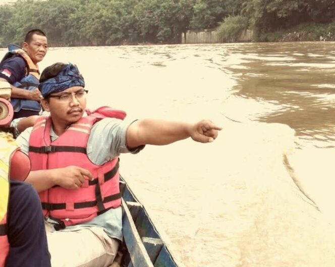
 Pegiat dan aktivis peduli sungai yang juga Ketua Komunitas Peduli Sungai Banksasuci Foundation, Ade Yunus. Foto: Ist