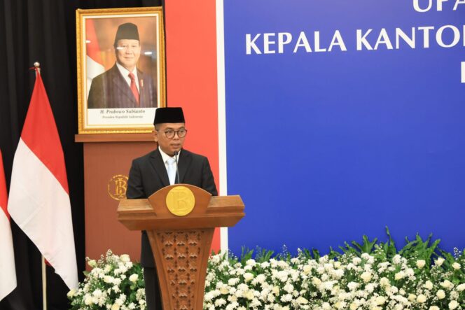 
 Gubernur Banten Andra Soni saat menghadiri pengukuhan Kepala Perwakilan Bank Indonesia (BI) Provinsi Banten di Kantor Perwakilan BI Banten, Pabuaran, Kabupaten Serang. Foto: Ist 
