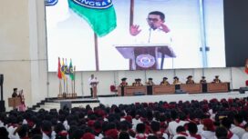 Gubernur Banten Andra Soni saat membuka Perkenalan Kehidupan Kampus Mahasiswa Baru (PKKBM) di Uniba Convention Center (UCC), Cipocok Jaya, Kota Serang. Foto: Ist