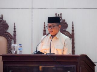 Gubernur Banten Andra Soni saat rapat Paripurna DPRD Provinsi Banten. Foto: Ist