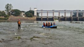 Atlet arung jeram Kota Tangerang saat latihan di Sungai Cisadane. Foto: Ist