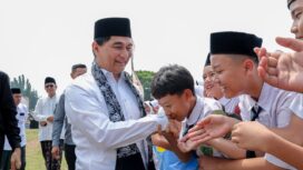 Wakil Gubernur Dimyati Natakusumah saat menghadiri peringatan Hari Santri Nasional (HSN) Tingkat Kabupaten Pandeglang. Foto: Ist