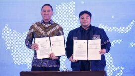 Kapolri Jenderal Pol. Suyudi Ario Seto dan Ketua Umum DPP Gekrafs,. Kawendra Lukistian usai Penandatanganan MoU. Foto: ist